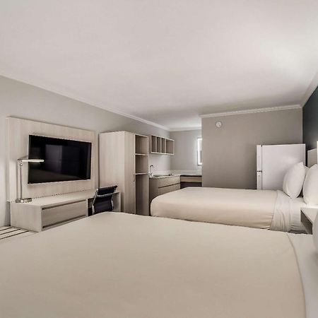 Mainstay Suites Флоренс Экстерьер фото