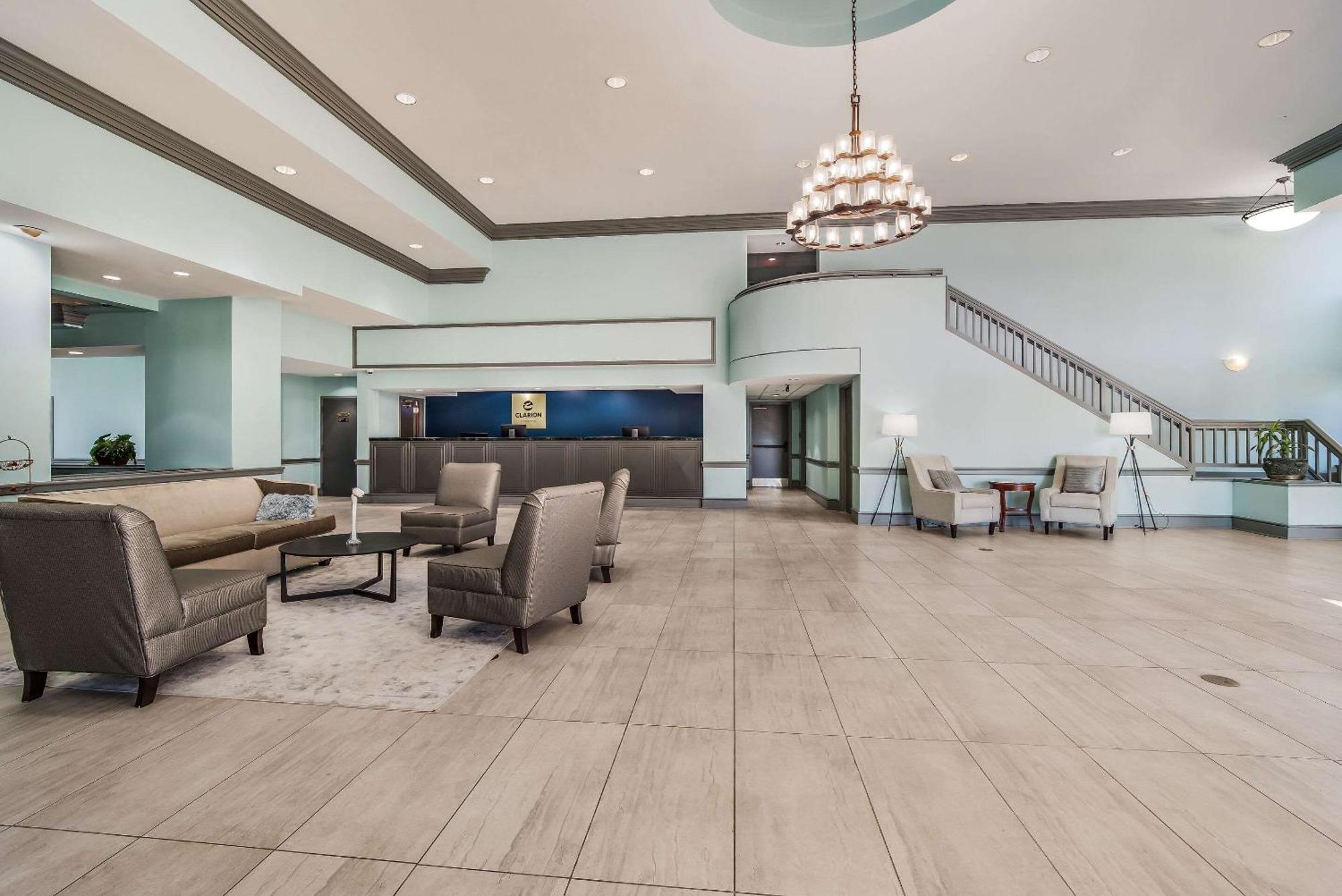 Mainstay Suites Флоренс Экстерьер фото