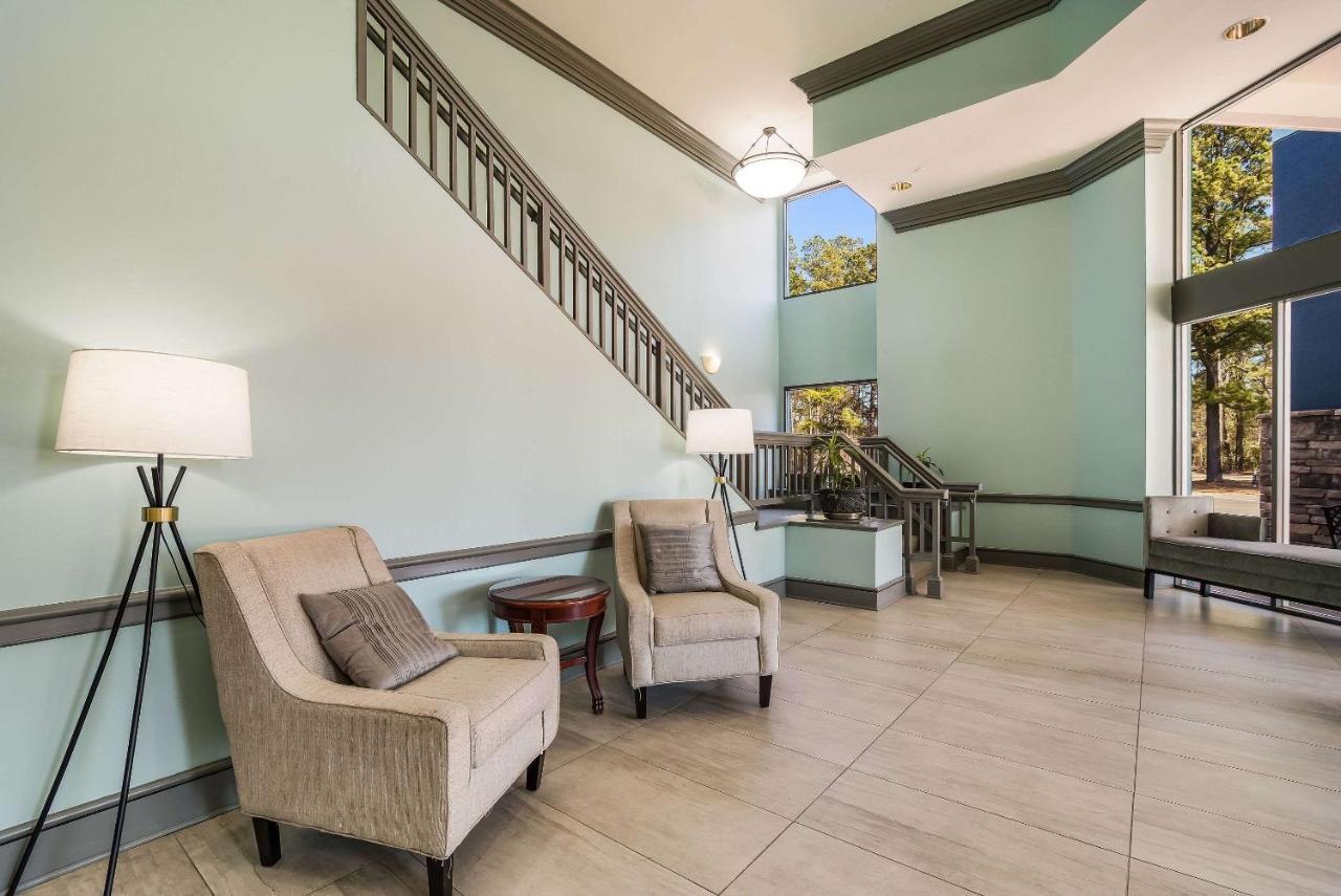 Mainstay Suites Флоренс Экстерьер фото